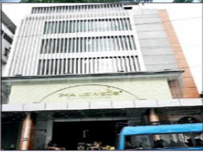 Jewellery Worth Rs 33 Crore Seized From Ima Jayanagar Showroom