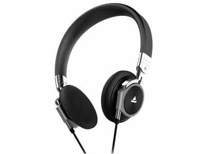 Boat launches Bassheads 950 dual tone Bluetooth headphone at Rs 1,299