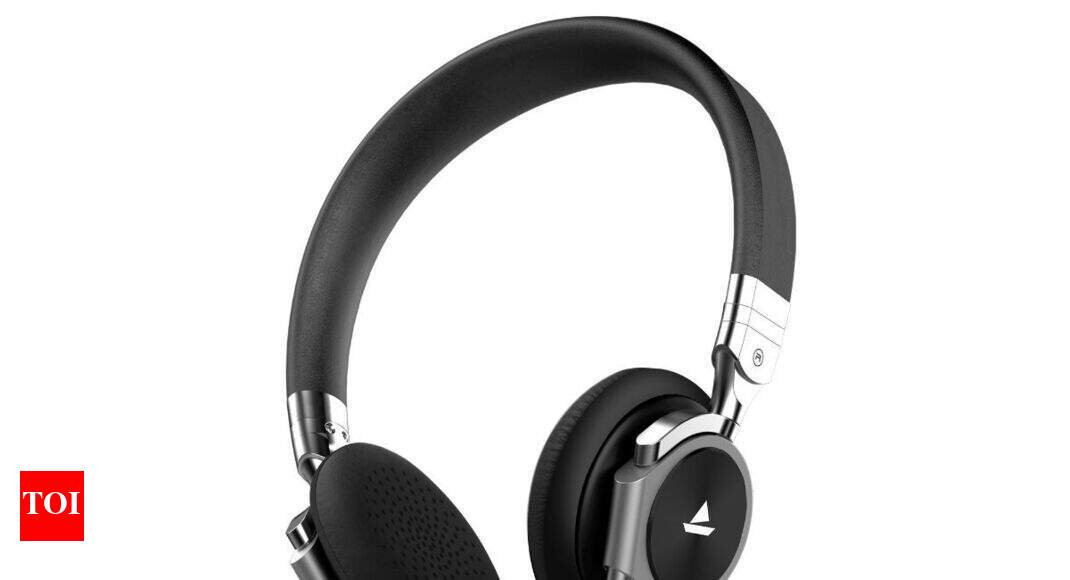 Boat launches Bassheads 950 dual tone Bluetooth headphone at Rs 1,299