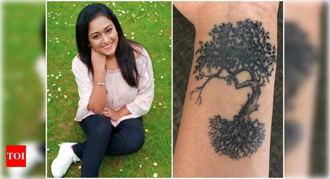 Varada Ilayaval Gayathri S Varada Gets A Tattoo Pens Down A Note For Tattoo Lovers Times Of India