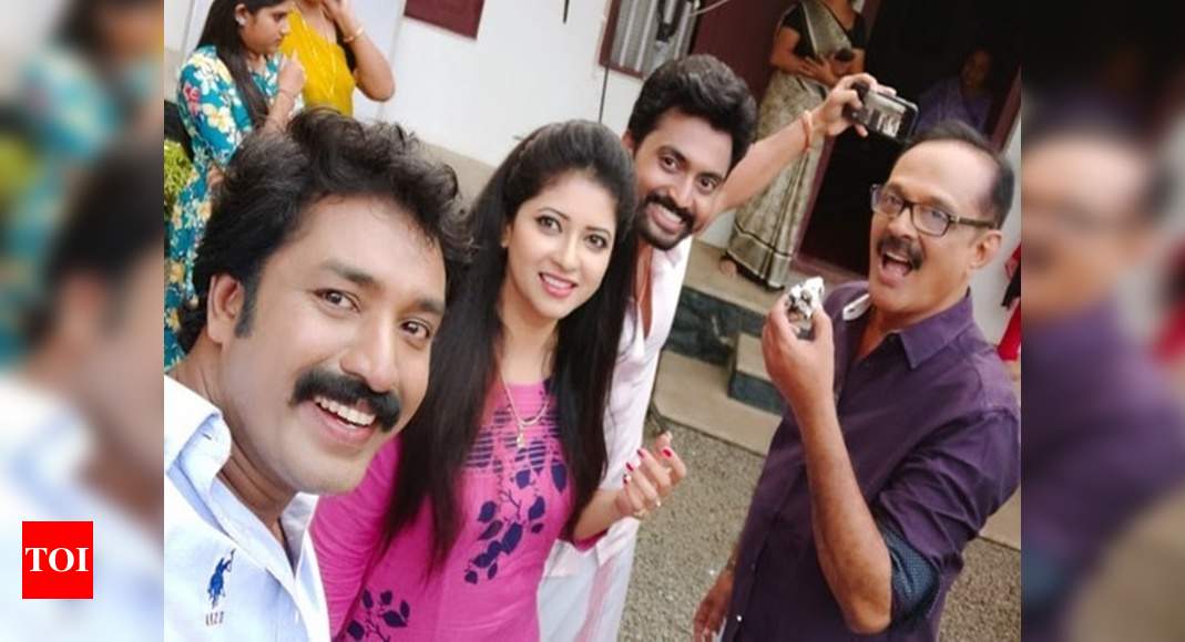 Alliyambal team surprises actor Ibrahim Kutty on his birthday; see pics ...