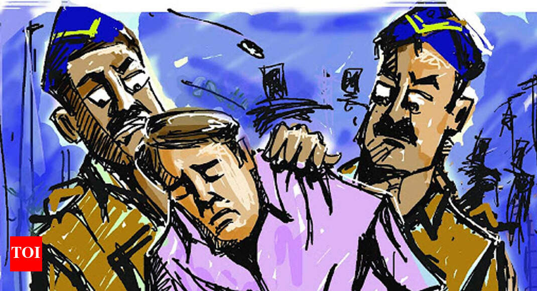 Ahmedabad: Perverted delivery man caught