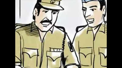 Man slits throat, goes to police station in Tamil Nadu