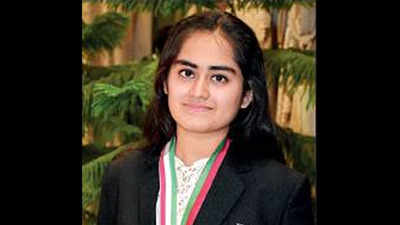 Surat girl Stuti Khandwala cracks AIIMS test, JEE; to join MIT