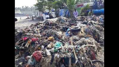 Kerala: Tonnes of trash washed ashore at Kovalam beach