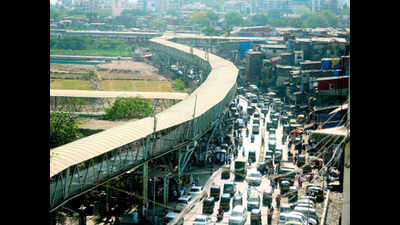 Traffic curbs on WEH for skywalk demolition