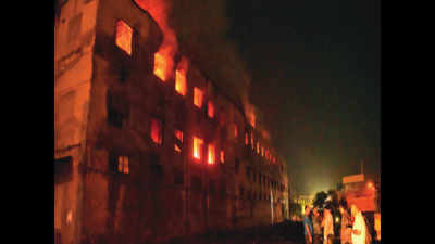 Blaze brings down Ludhiana building
