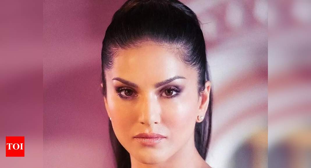 Watch: Sunny Leone gives us a glimpse of her UP dialect | Hindi Movie ...