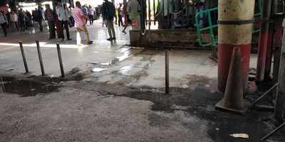 Ugly and Dangerous entrance of Thane Station
