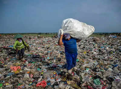 Strictly implement ban on import of plastic waste: NGT to CPCB