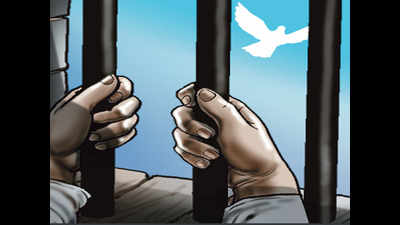 Three runaway inmates of Meerut juvenile home held in Karnataka