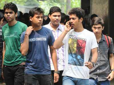 Why limited subject options for boys in DU