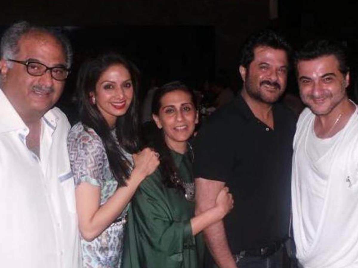 Sunita Kapoor Shares A Throwback Photo Of Sridevi Boney Kapoor Anil Kapoor Sanjay Kapoor And Their Wives Hindi Movie News Times Of India