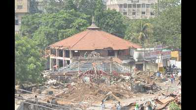 Patnaites upset over demolition of Gole Market