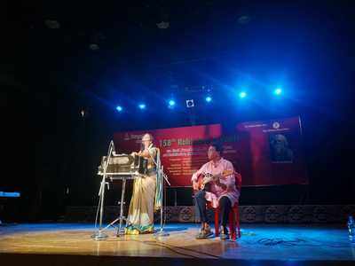 Rabindra Sangeet performed at Rabindra Mandap