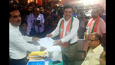 BJP, BJD show of unity as Ashwini Vaishnaw files nomination