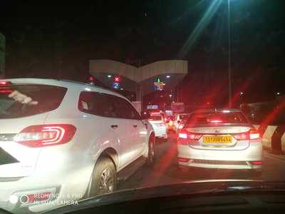 airport toll entry point congestion..