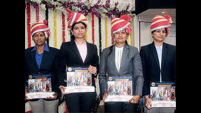 Women cops who nabbed dreaded criminal felicitated