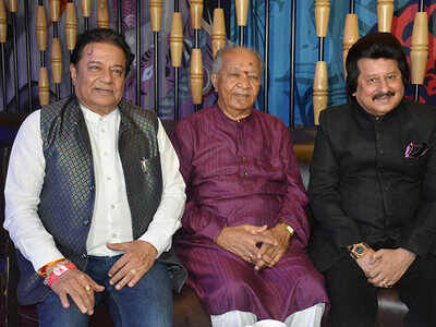 Music maestros get together to celebrate new-age ghazal