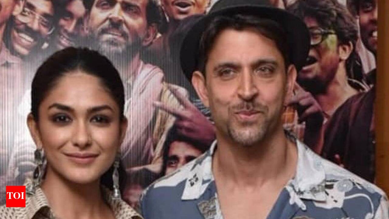 mrunal thakur and hrithik roshan