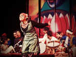 Piya Behrupiya: A play