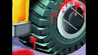 Howrah: Driver busy texting dies as bus crashes