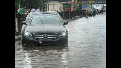 Deluge: Malad gets 301mm rain in 12 hours on Monday