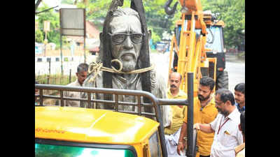 Did not order removal of Vijayan’s statue: Collector