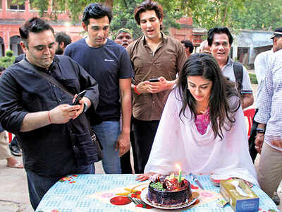 Avika Gor celebrates her birthday in Varanasi