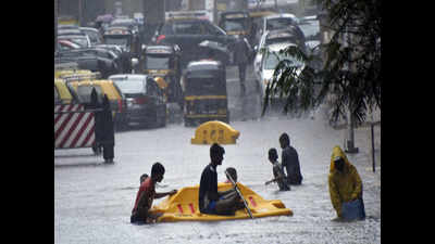 Rain havoc in Mumbai, snarls on eway spark mass cab cancellations
