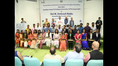15 students get BIRAC-SRISTI awards IN Delhi