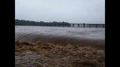 Damanganga villages on alert as Madhuban dam may release water
