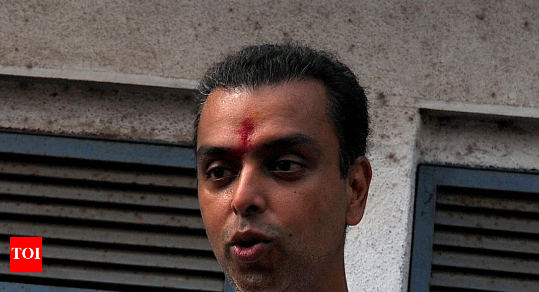 Milind Deora resigns as Mumbai Congress chief