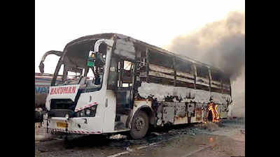 Miscreants set bus to Jaisalmer on fire