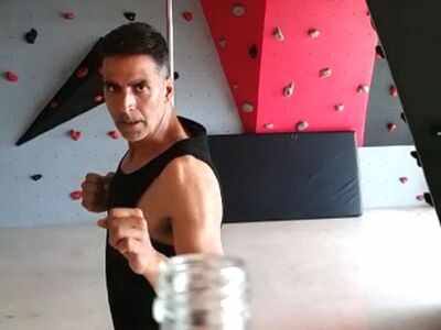 From John Mayer to Akshay Kumar, everyone is trying the new #BottleCapChallenge