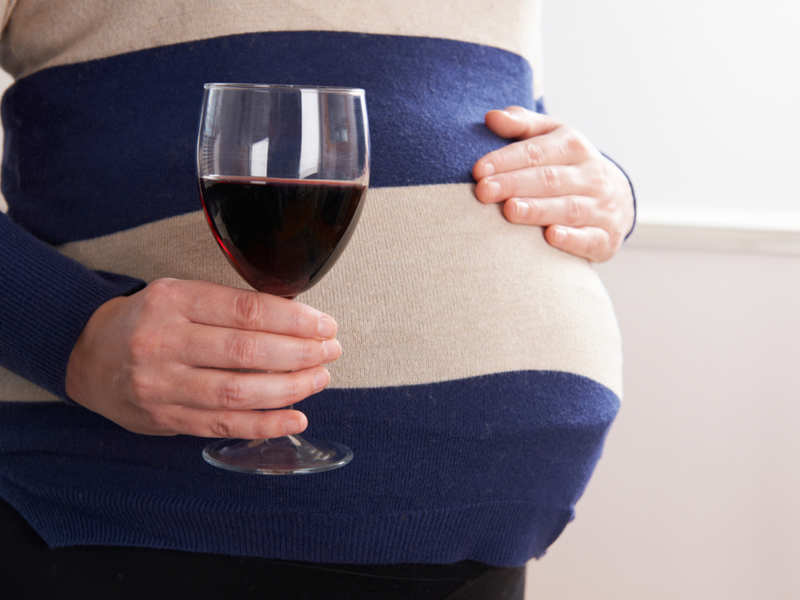 Low Consumption Of Alcohol During First Trimester Is Not Harmful Claims Study Experts Disagree Times Of India