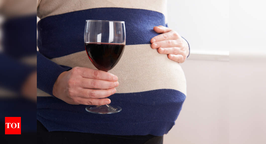 Low Consumption Of Alcohol During First Trimester Is Not Harmful Claims Study Experts Disagree Times Of India