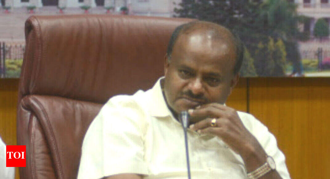 More trouble for HDK: Another MLA quits ministry, supports BJP