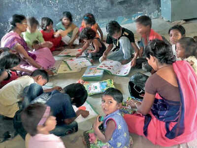 Anganwadi workers, helpers entitled to gratuity, rules SC