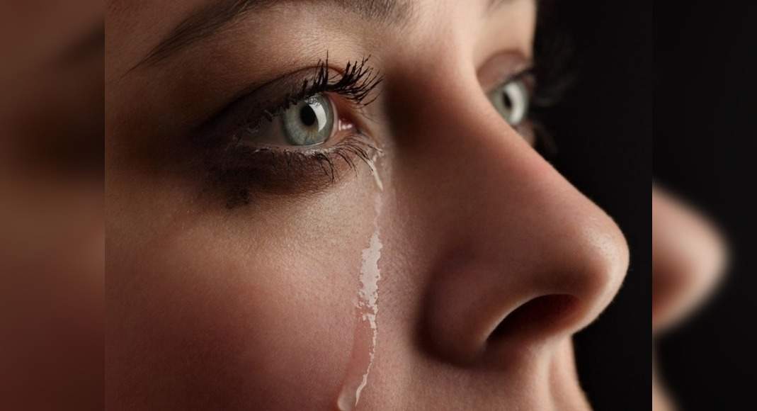 Benefits Of Crying Heres Why Crying In Front Of Your Partner Can Be A Good Thing 