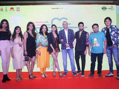 Girlfriend's music album unveiled in presence of the film's team
