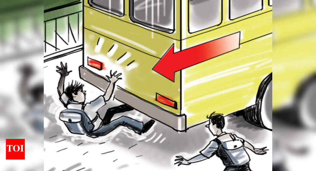 Punjab: Kid falls from school bus, brother saves his life | Chandigarh ...