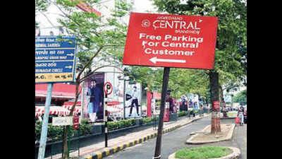 Malls can't charge parking fees: Gujarat HC