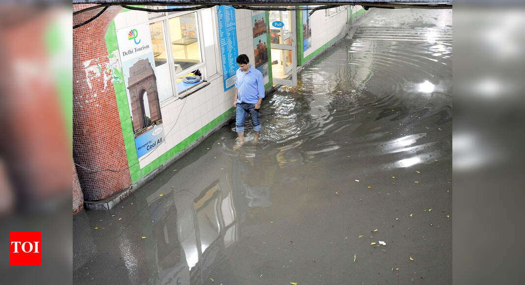 Why even 1,500 deaths every year can’t push Delhi to take subways ...