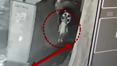 Mumbai: 2-yr-old falls into open manhole, search operations underway