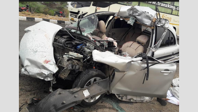 Three of family die as car rams truck in Tamil Nadu