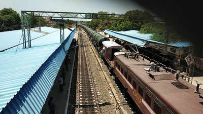 #ChennaiWaterCrisis: Special water train reaches Chennai