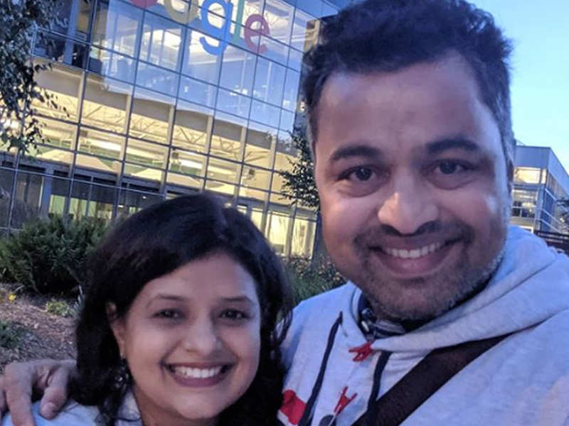 Subodh Bhave shares an adorable selfie picture with wife Manjiri Bhave ...