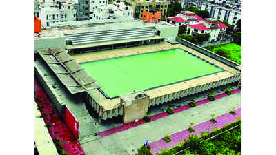 No decision taken on outsourcing of SMC elevated swimming pool | Surat ...