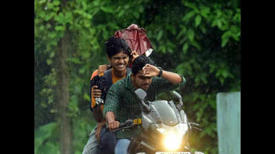 Kerala: MVD to create awareness before enforcing helmet for pillion riders